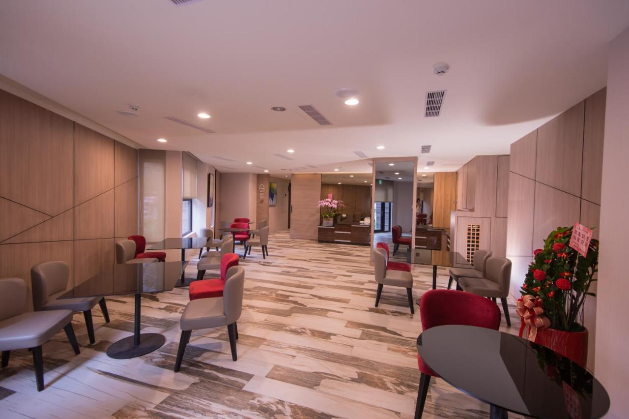 J Moon Villa Motel Тайбэй Экстерьер фото