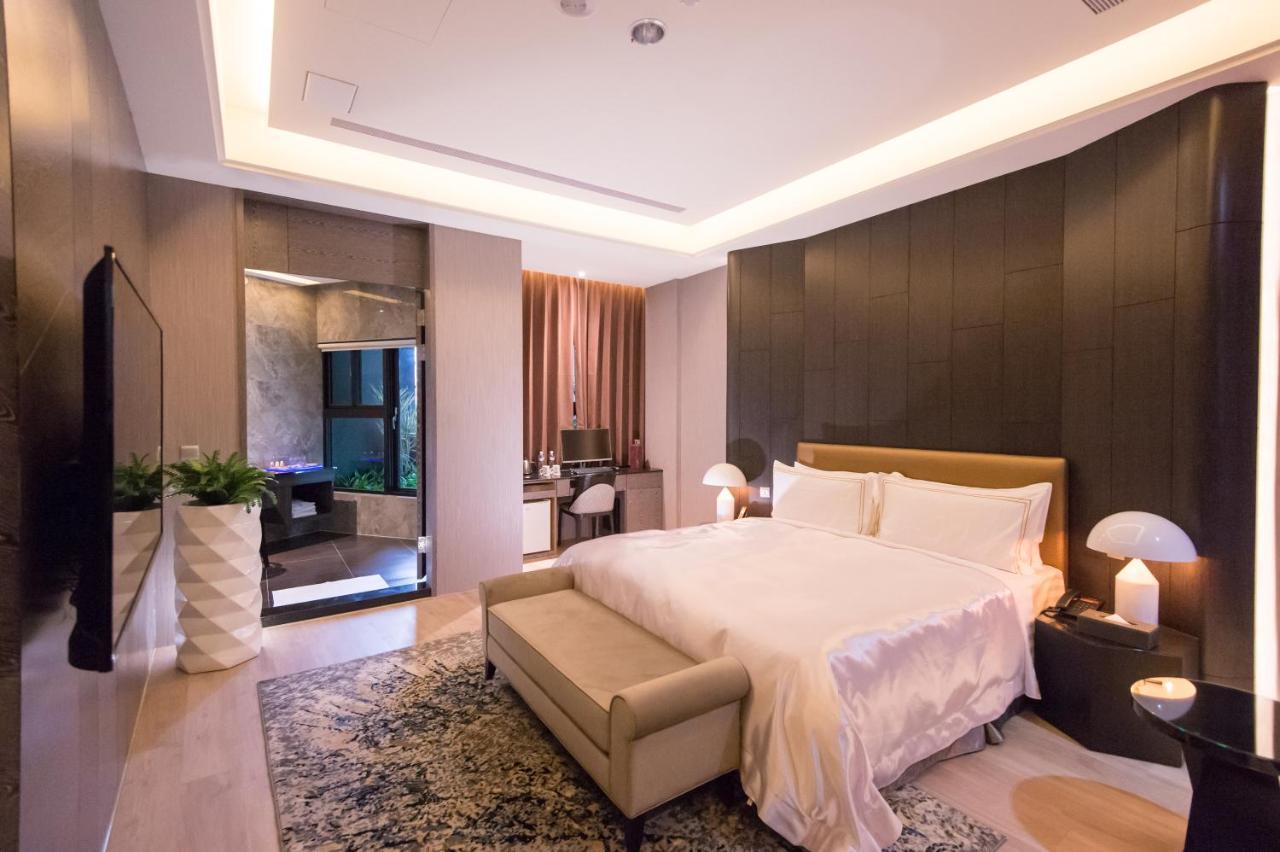 J Moon Villa Motel Тайбэй Экстерьер фото