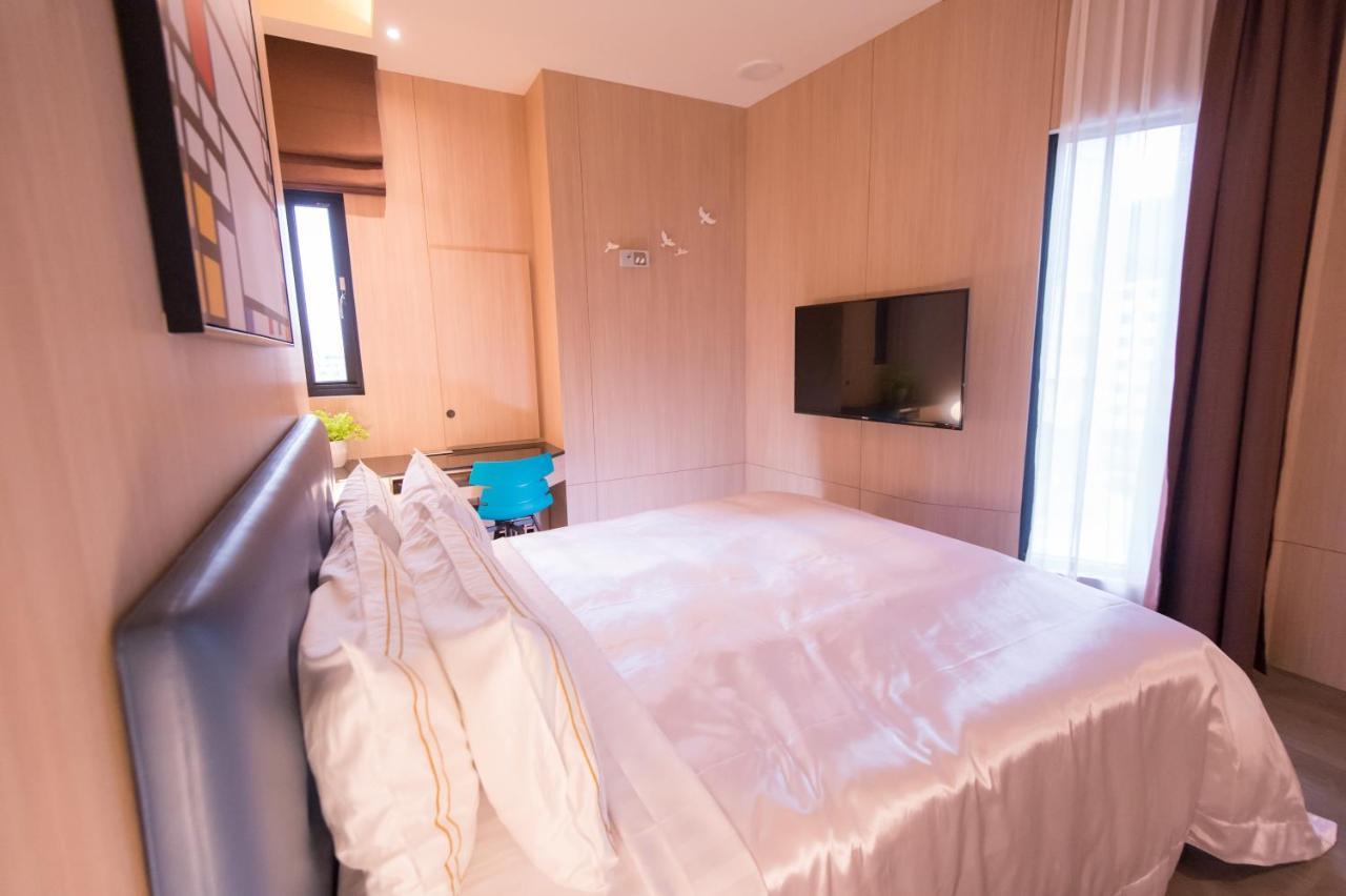 J Moon Villa Motel Тайбэй Экстерьер фото