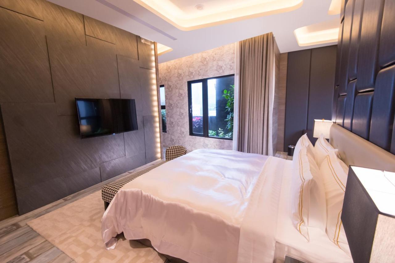 J Moon Villa Motel Тайбэй Экстерьер фото